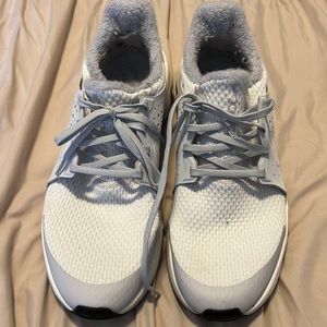 Nike CruzrOne shoes